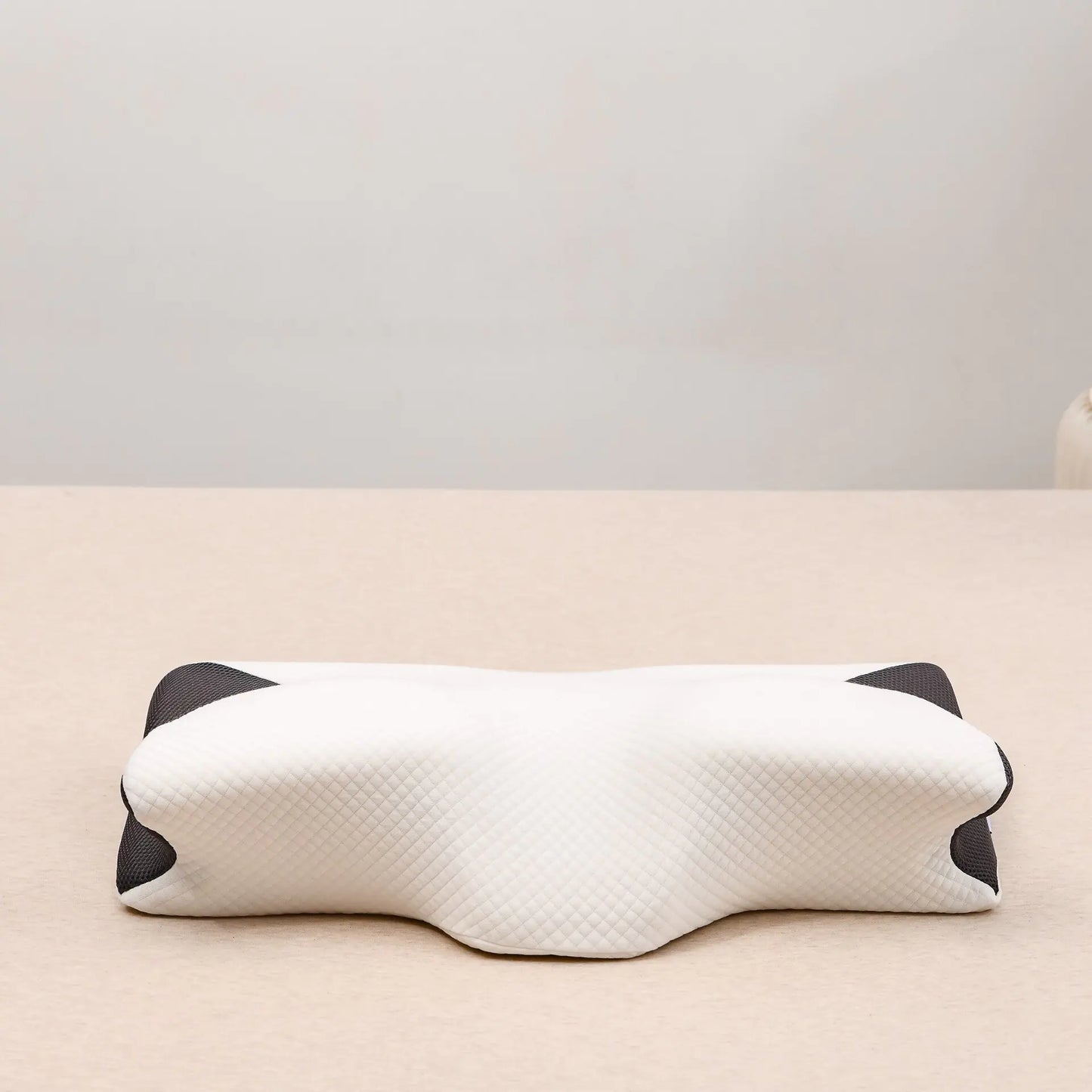 DreamCrest Signature Pillow